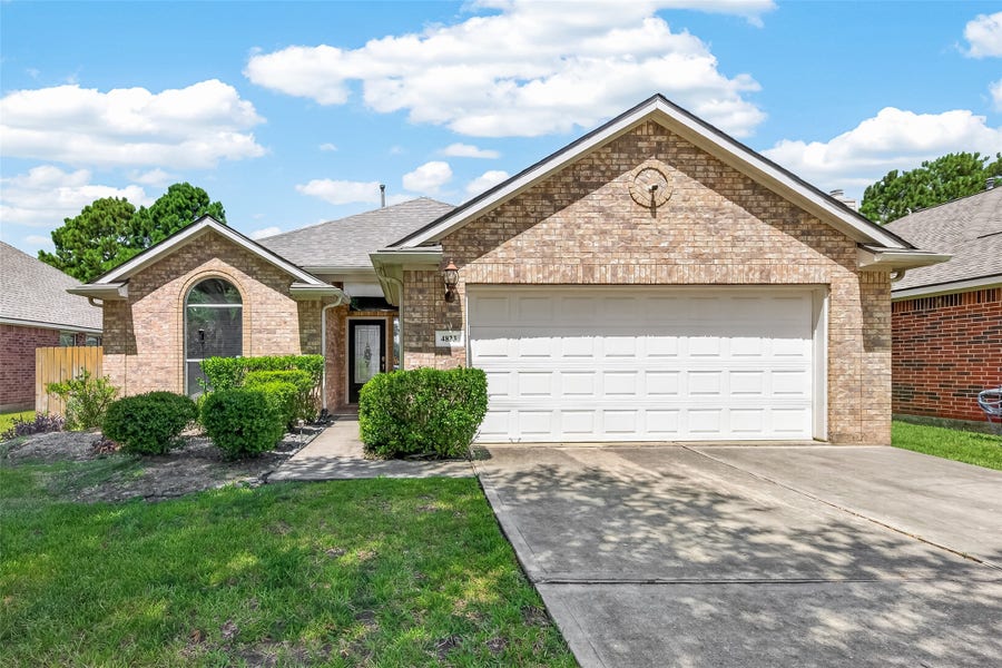 Property photo for 4823 Grand Chateau Lane, Houston, TX