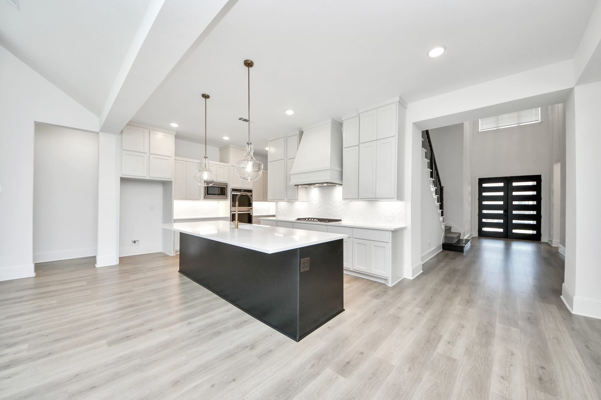 Chef's kitchen with island