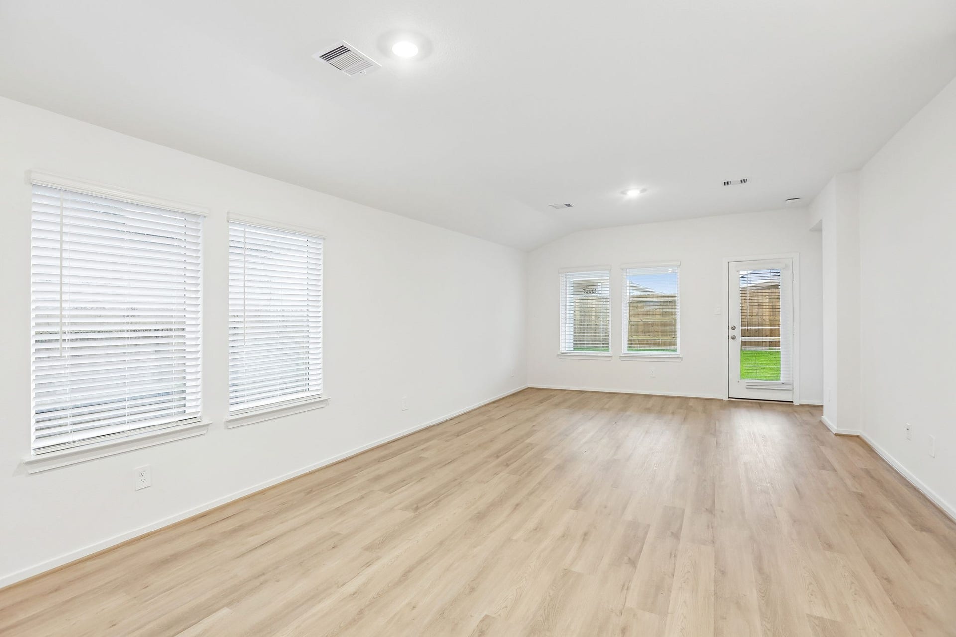 18519 Landing Meadows Lane, New Caney, TX 77357 18519 Landing Meadows Lane, New Caney, TX 77357