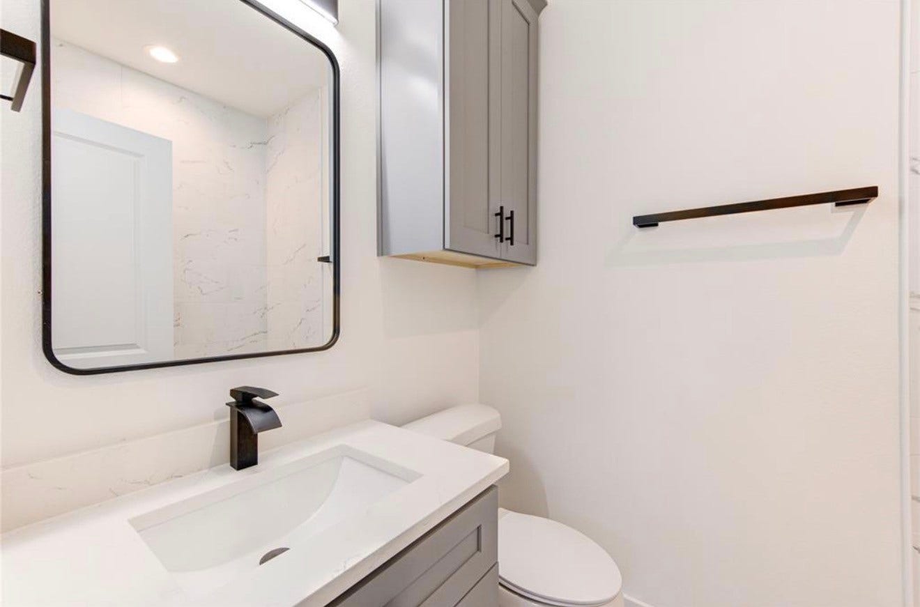 7236 Avenue E, Houston, TX 77011 7236 Avenue E, Houston, TX 77011