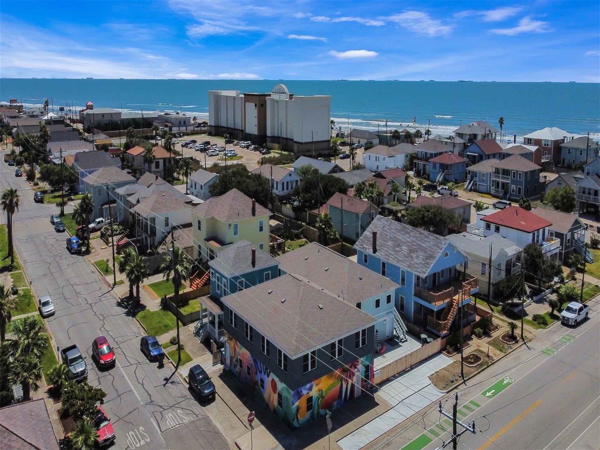 1827 Avenue O, #2, Galveston, TX 77550 1827 Avenue O, #2, Galveston, TX 77550