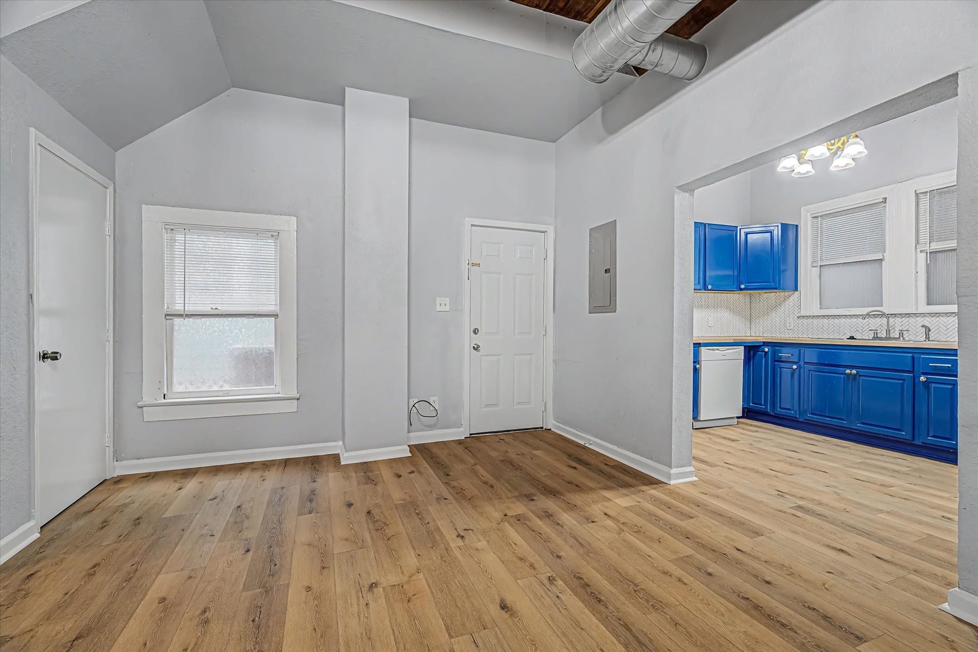 1827 Avenue O, #2, Galveston, TX 77550 1827 Avenue O, #2, Galveston, TX 77550