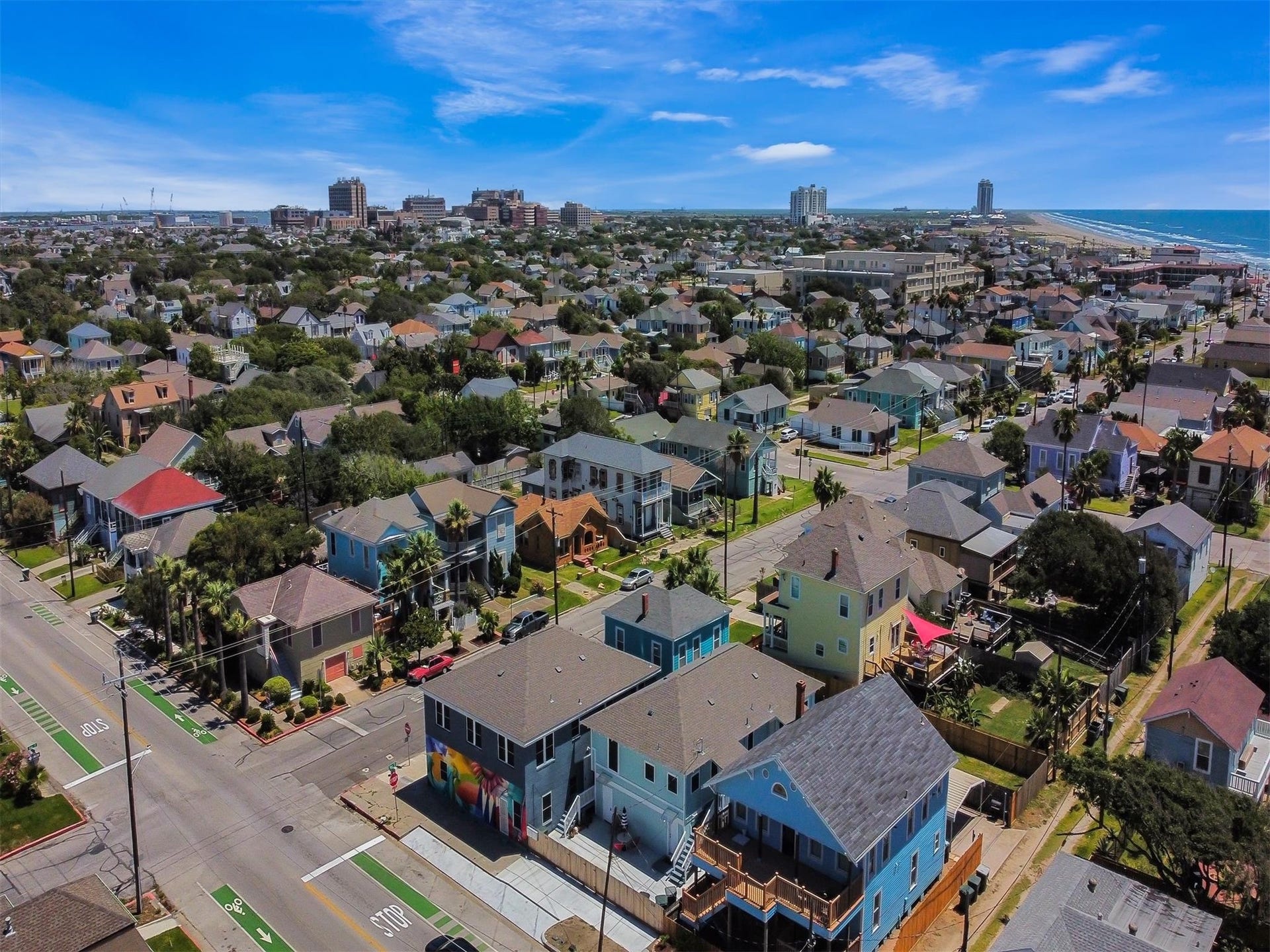 1827 Avenue O, #2, Galveston, TX 77550 1827 Avenue O, #2, Galveston, TX 77550
