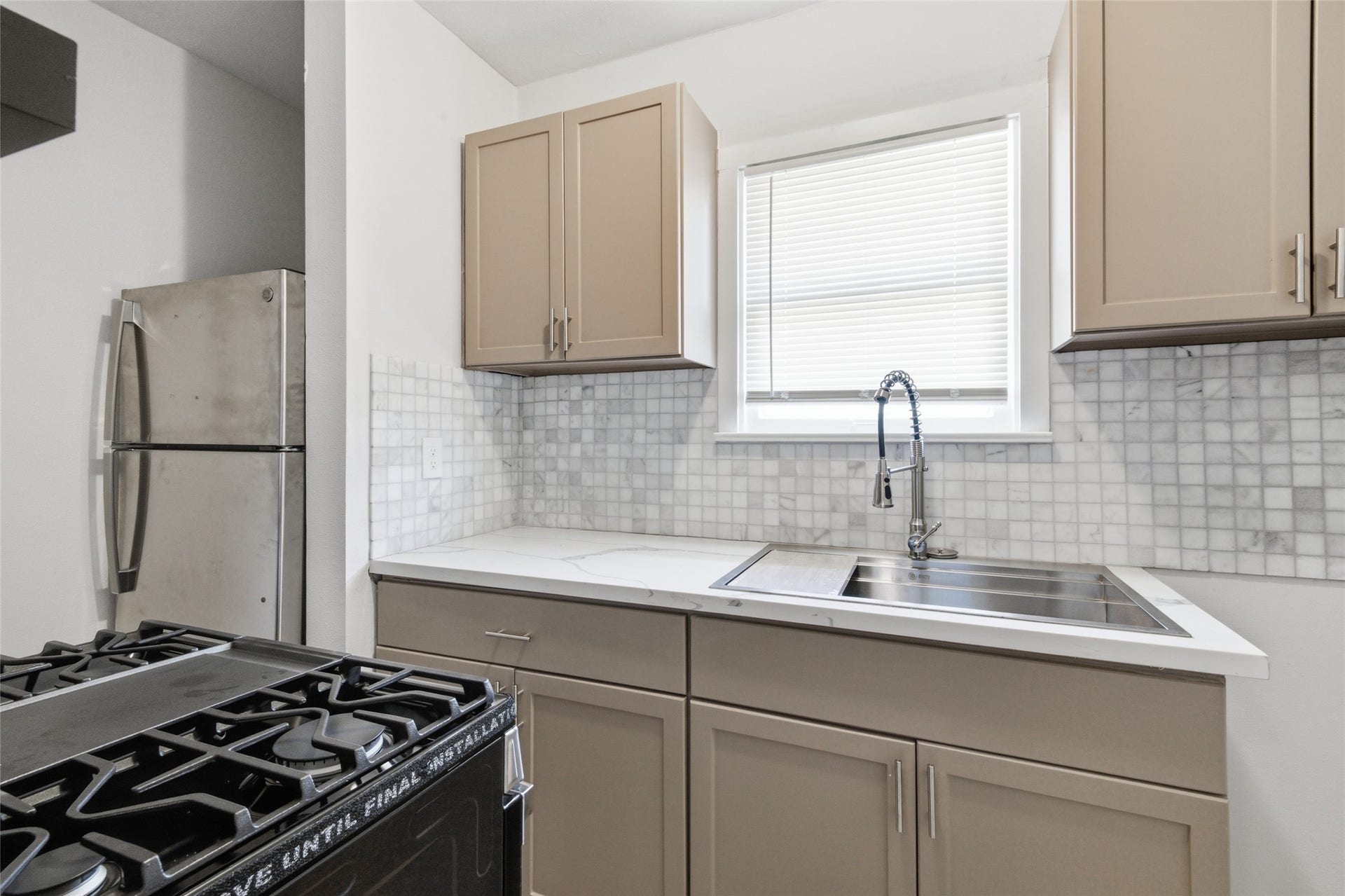 1008 Studewood Street, Houston, TX 77008 1008 Studewood Street, Houston, TX 77008