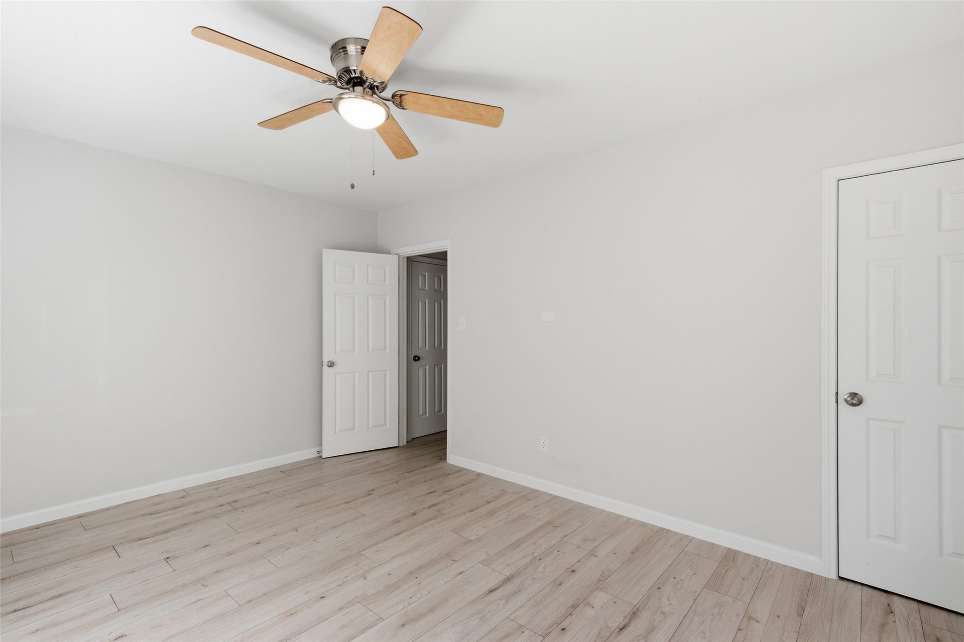 1008 Studewood Street, Houston, TX 77008 1008 Studewood Street, Houston, TX 77008