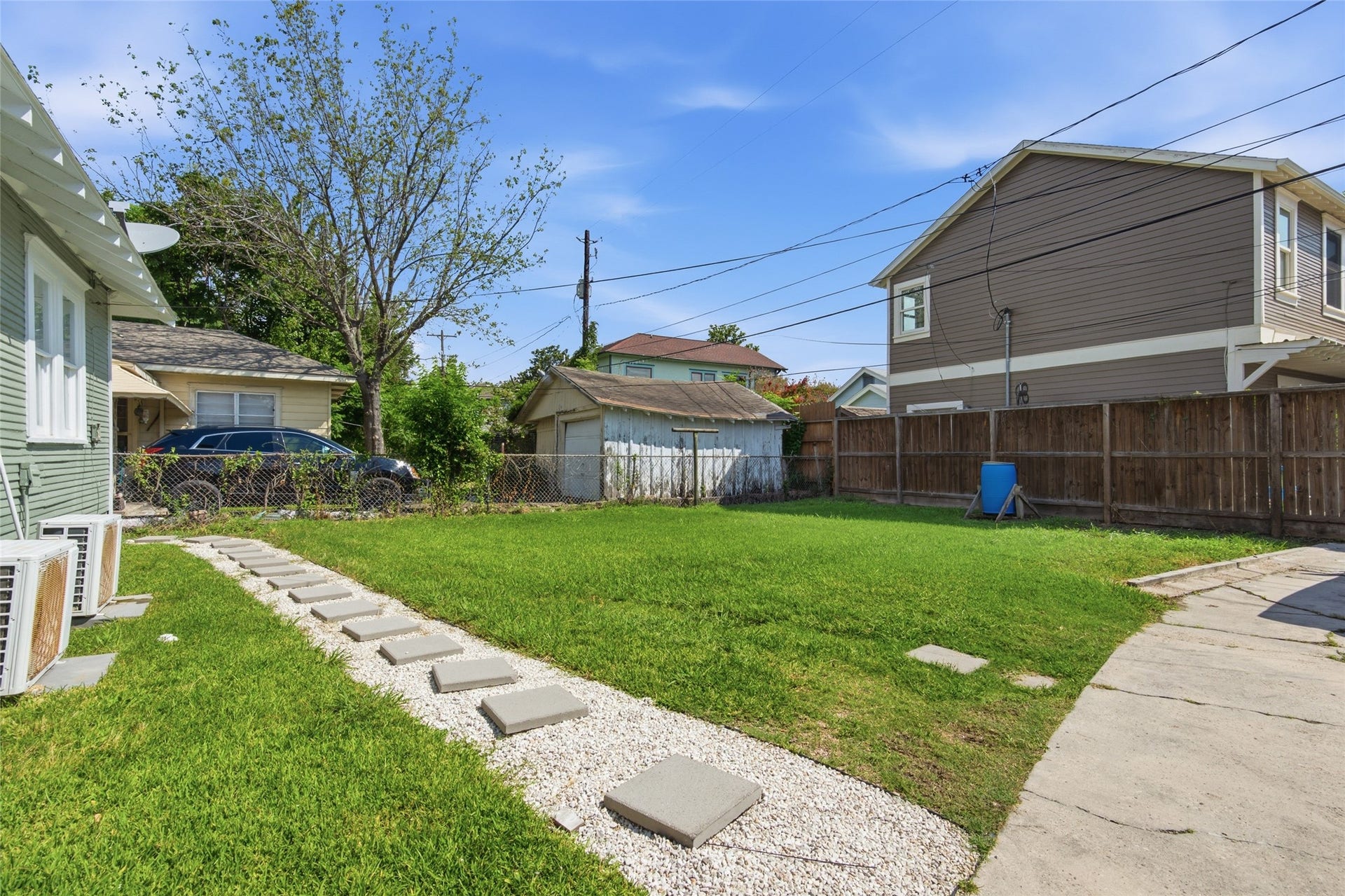 1008 Studewood Street, Houston, TX 77008 1008 Studewood Street, Houston, TX 77008