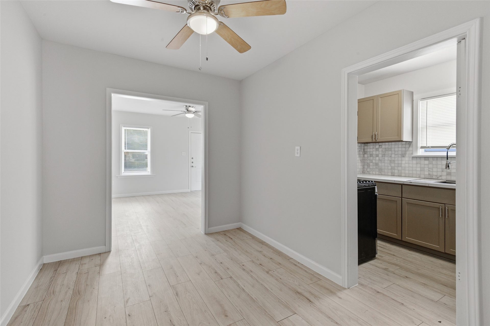 1008 Studewood Street, Houston, TX 77008 1008 Studewood Street, Houston, TX 77008