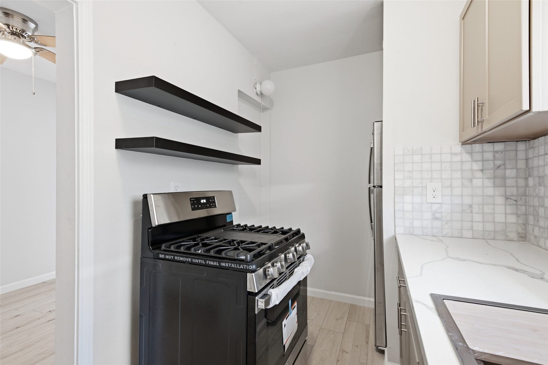 1008 Studewood Street, Houston, TX 77008 1008 Studewood Street, Houston, TX 77008