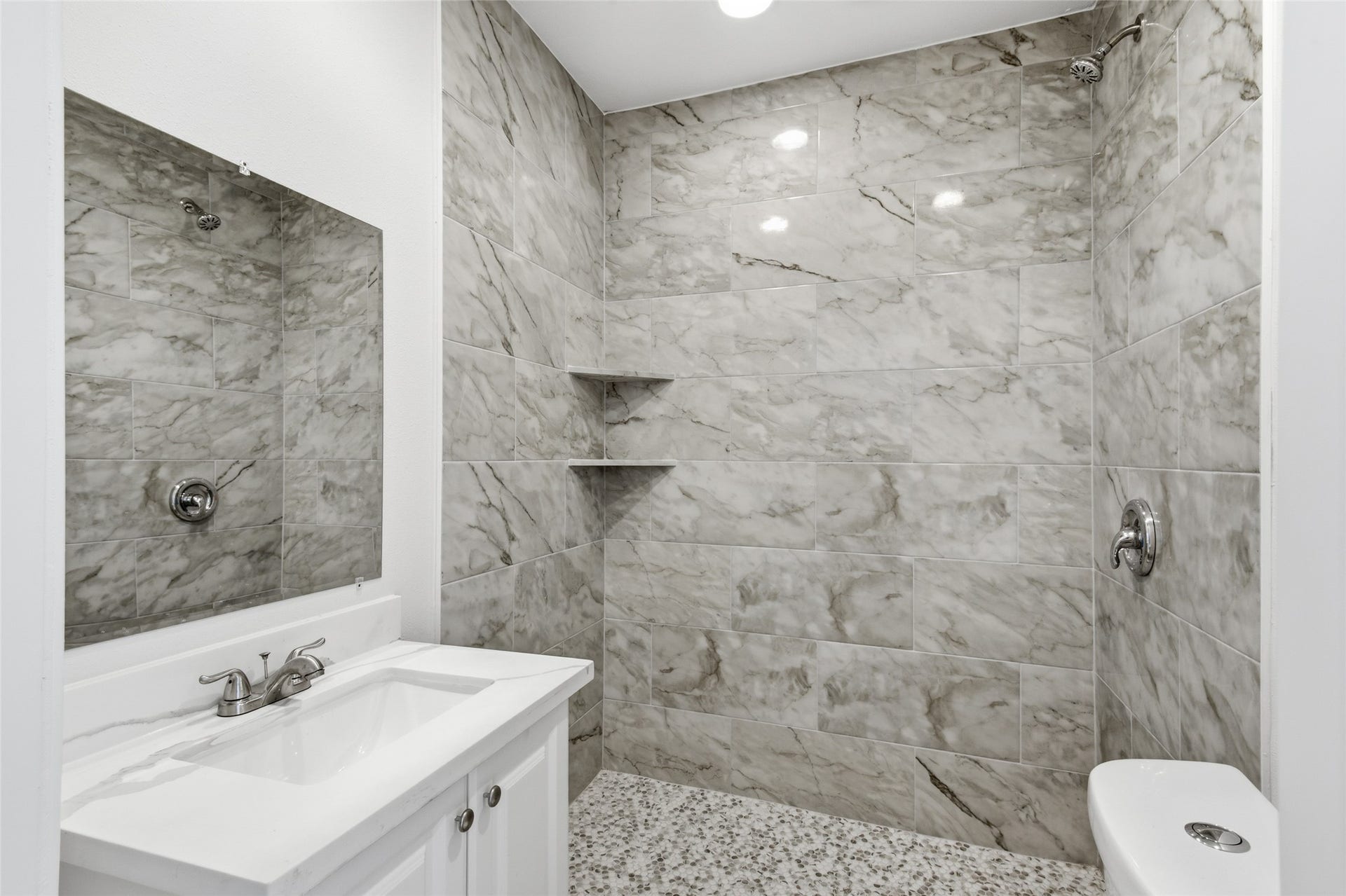 1008 Studewood Street, Houston, TX 77008 1008 Studewood Street, Houston, TX 77008