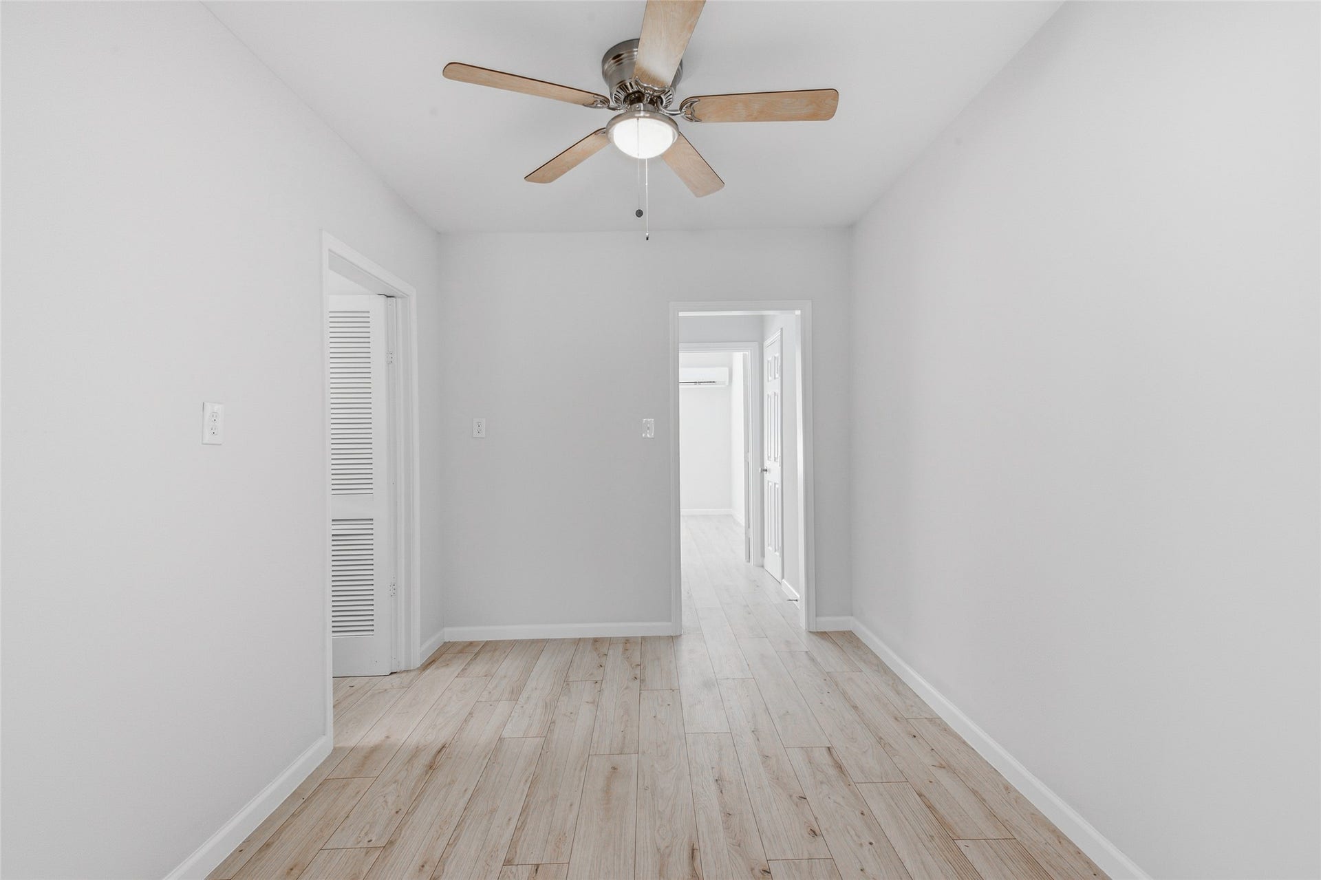 1008 Studewood Street, Houston, TX 77008 1008 Studewood Street, Houston, TX 77008
