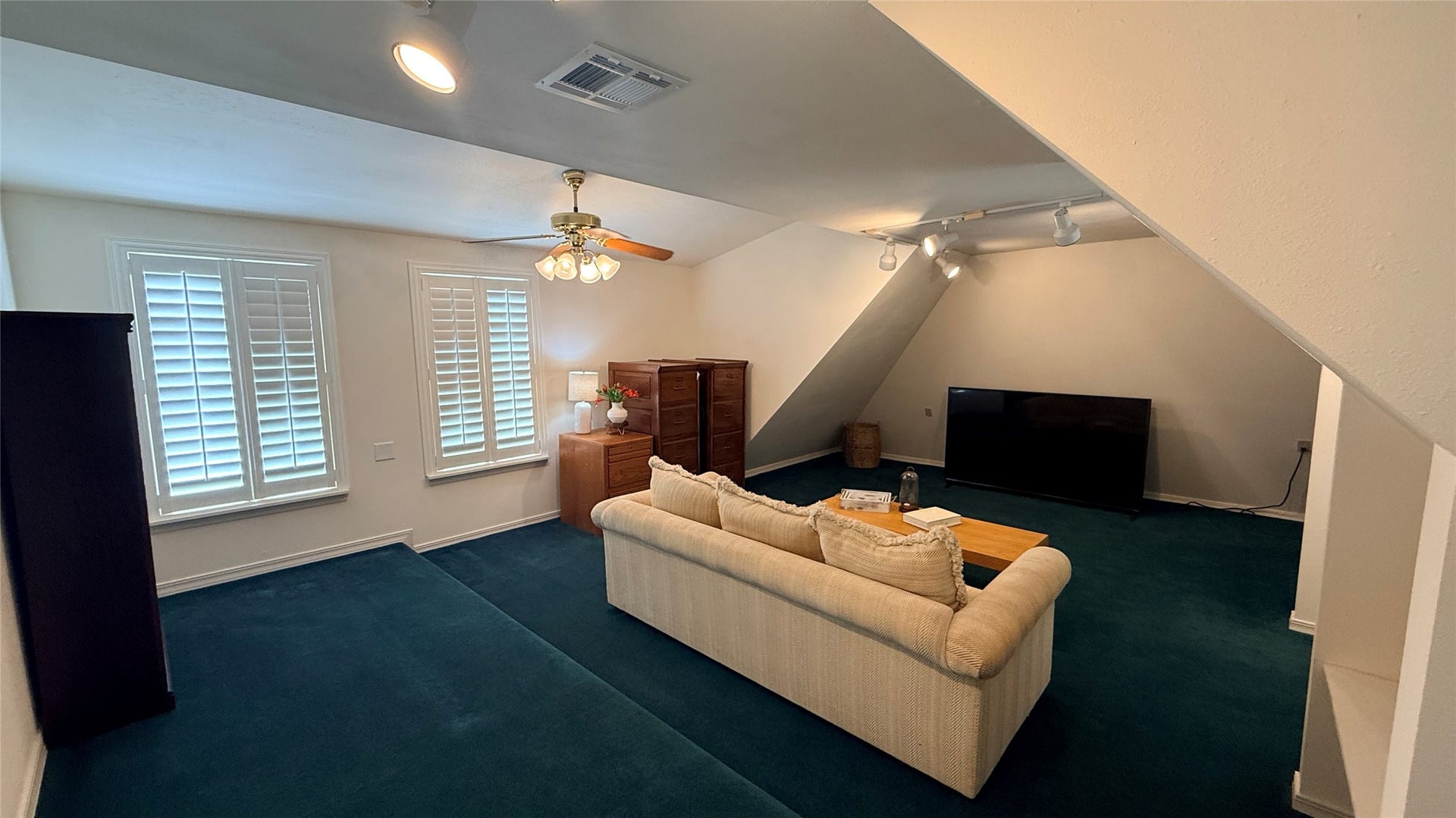 16131 Rudgewick Lane, Spring, TX 77379 Media room/Flex room with windows on the front and back of the house.