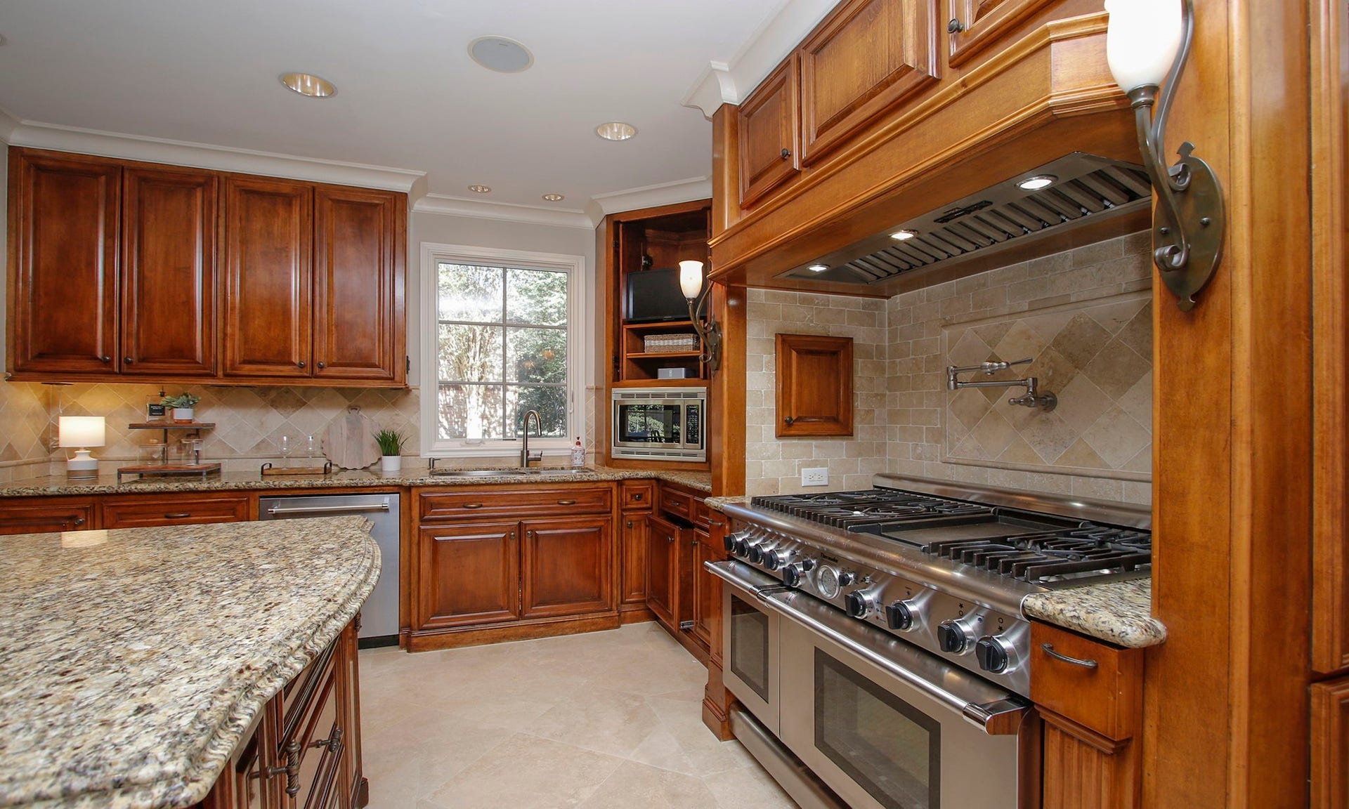 16131 Rudgewick Lane, Spring, TX 77379 16131 Rudgewick Lane, Spring, TX 77379