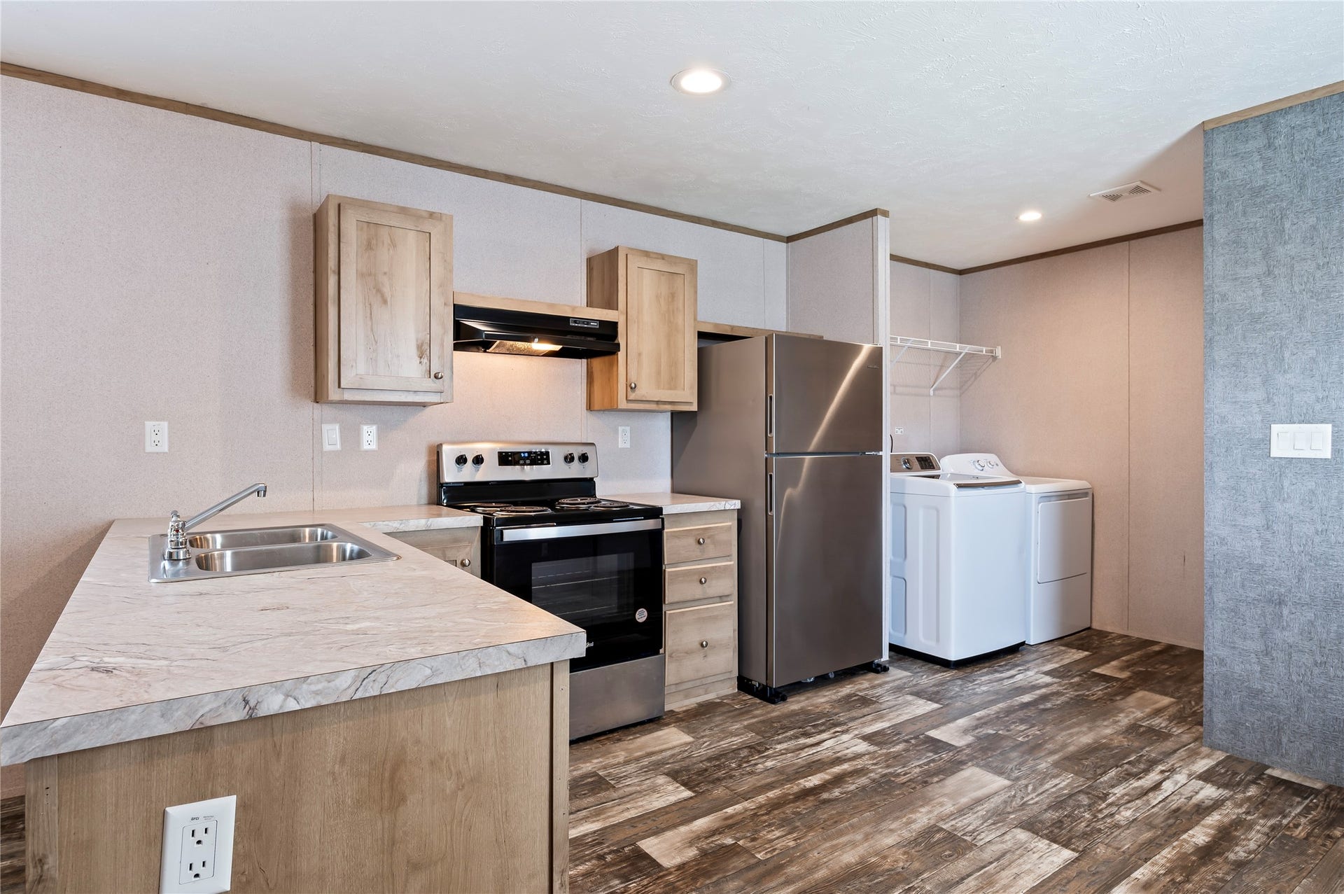 8700 Patricia Lane, #2, Hitchcock, TX 77563 8700 Patricia Lane, #2, Hitchcock, TX 77563
