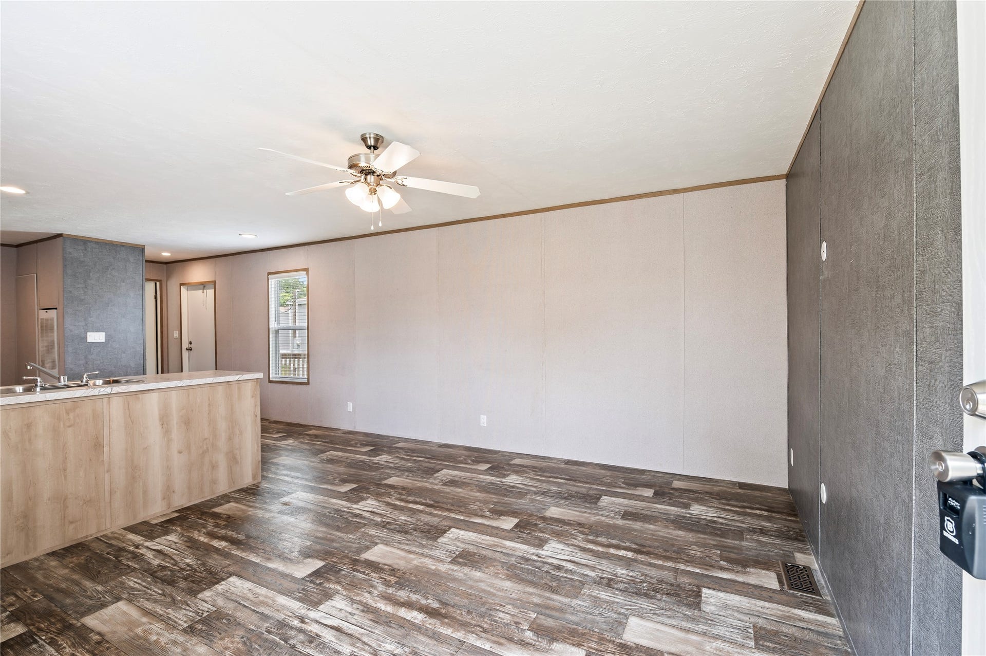 8700 Patricia Lane, #2, Hitchcock, TX 77563 8700 Patricia Lane, #2, Hitchcock, TX 77563