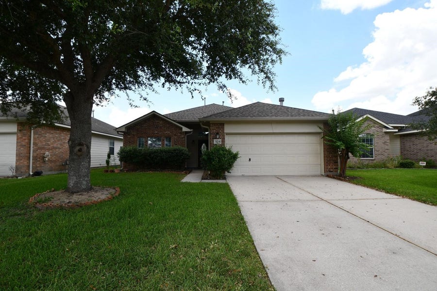 Property photo for 7110 Anaquitas Creek Court, Richmond, TX