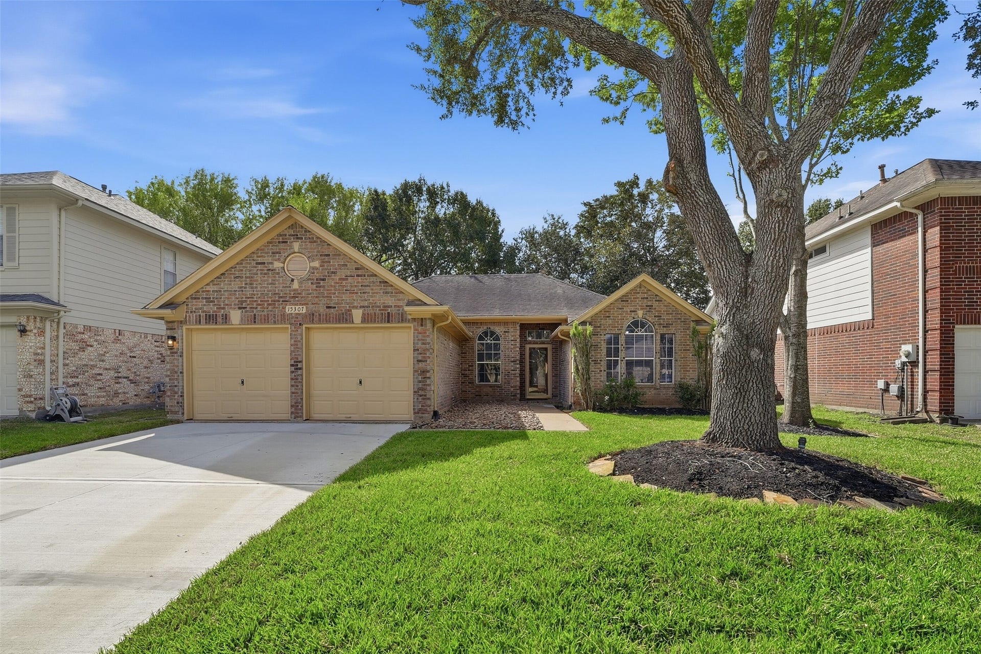 15307 Inks Lake Drive, Sugar Land, TX 77498 15307 Inks Lake Drive, Sugar Land, TX 77498