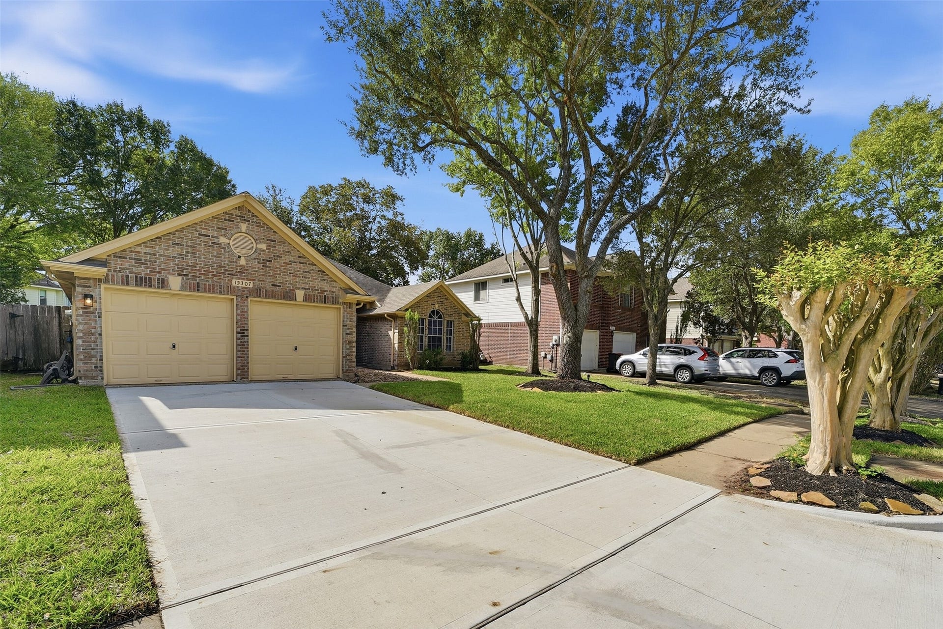15307 Inks Lake Drive, Sugar Land, TX 77498 15307 Inks Lake Drive, Sugar Land, TX 77498
