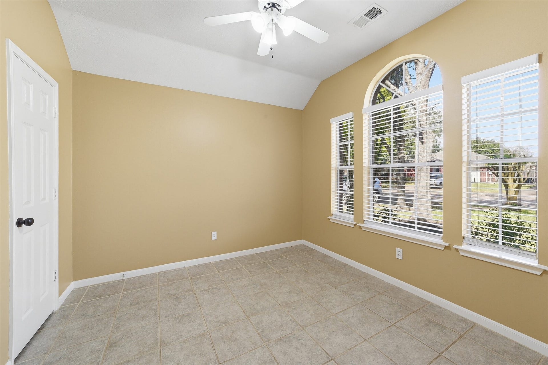 15307 Inks Lake Drive, Sugar Land, TX 77498 15307 Inks Lake Drive, Sugar Land, TX 77498