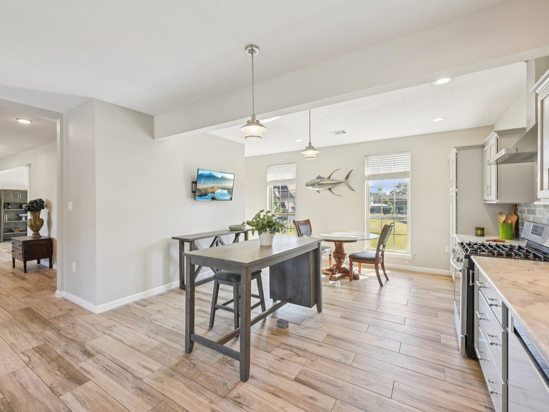 2007 Port Royal Drive, Nassau Bay, TX 77058