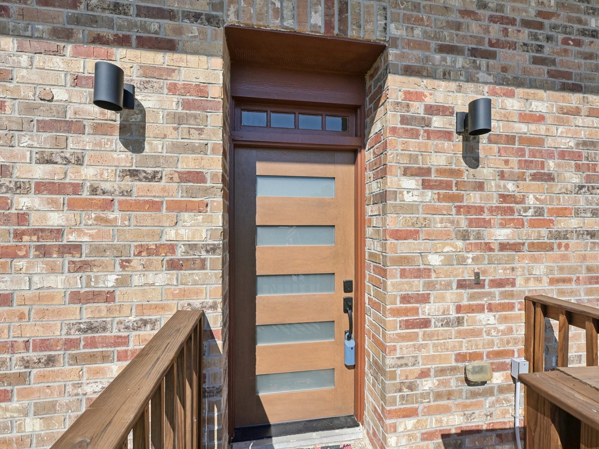 2007 Port Royal Drive, Nassau Bay, TX 77058