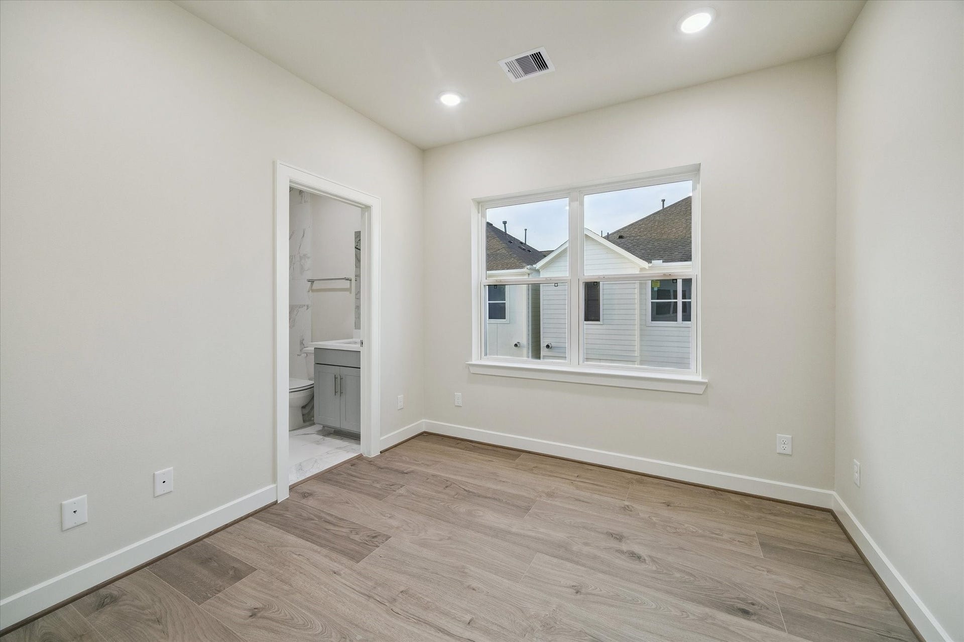6332 Paddington Bend Drive, Houston, TX 77008