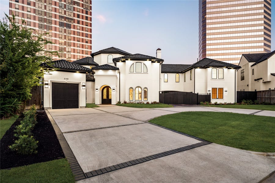 Property photo for 5142 Huckleberry Circle, Houston, TX