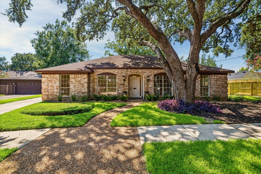 Property photo for 9402 Brig O Doon Circle, Houston, TX