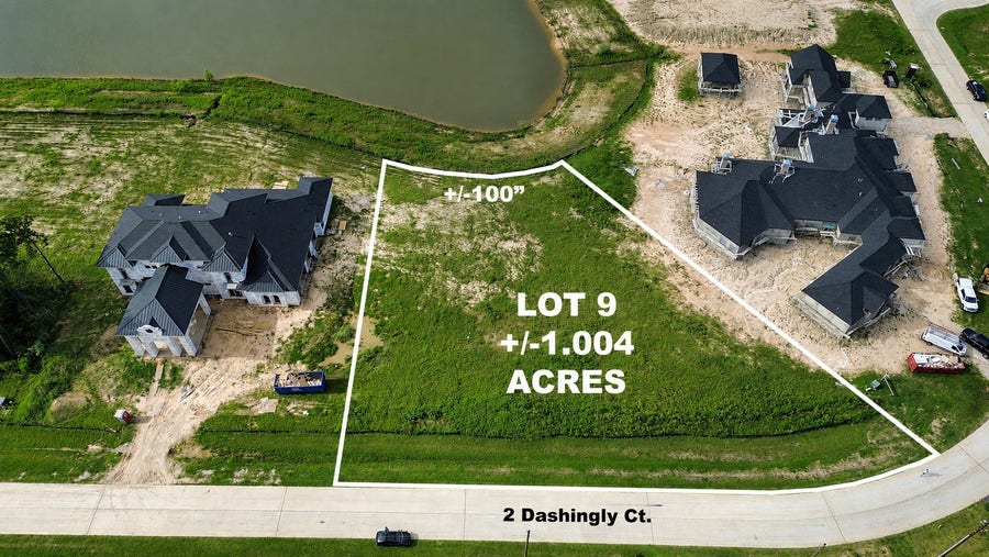 Property photo for 2 Dashingly Court, Tomball, TX