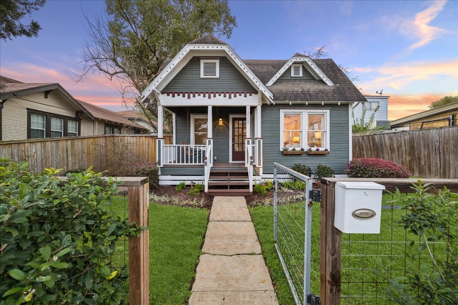 Property photo for 1305 Enid Street, Houston, TX