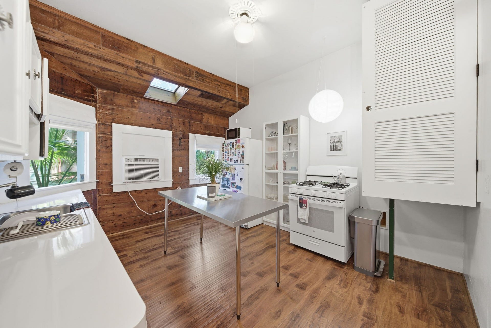 840 Cortlandt Street, #8, Houston, TX 77007 Unit 1 Kitchen