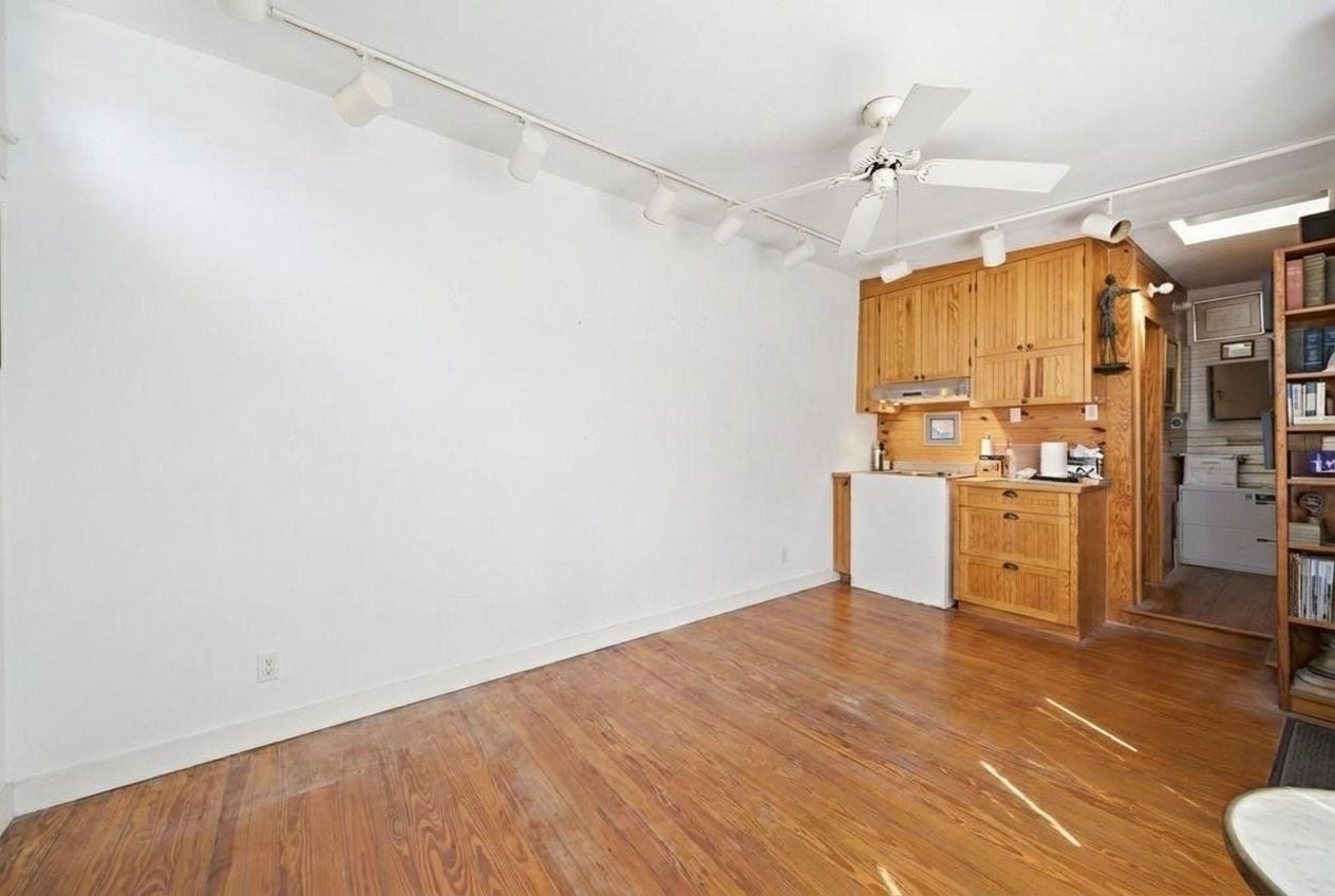 840 Cortlandt Street, #8, Houston, TX 77007 Unit 6 - main room