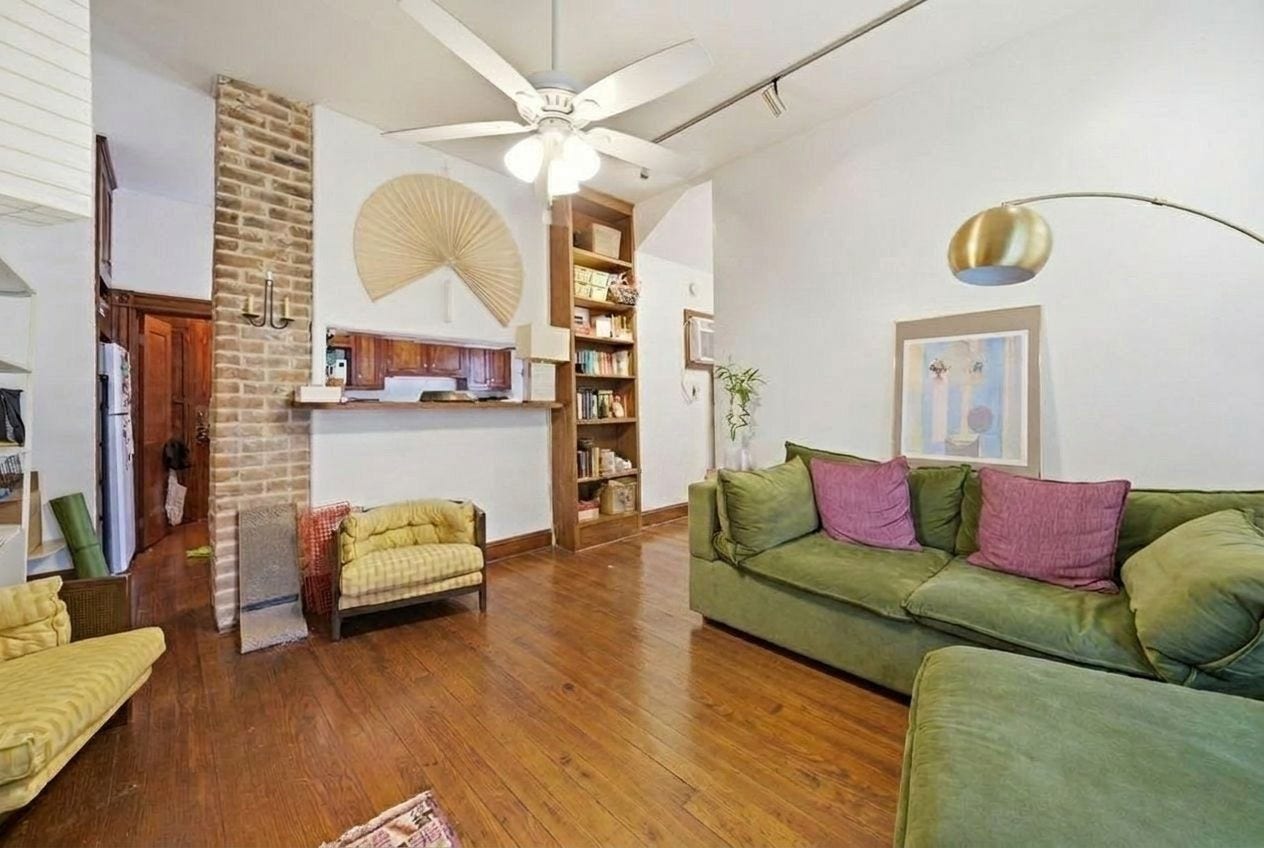 840 Cortlandt Street, #8, Houston, TX 77007 Unit 2 Living Room
