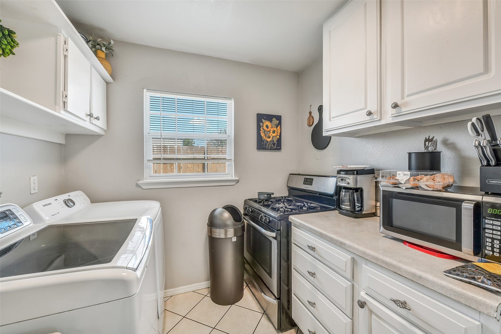 2802 Randolph Road, Pasadena, TX 77503