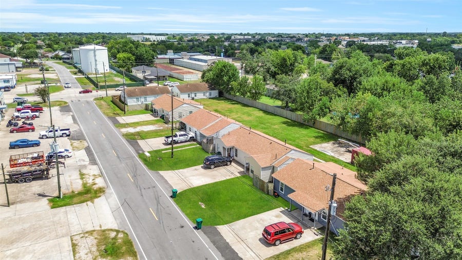 Property photo for 2802 Randolph Road, Pasadena, TX