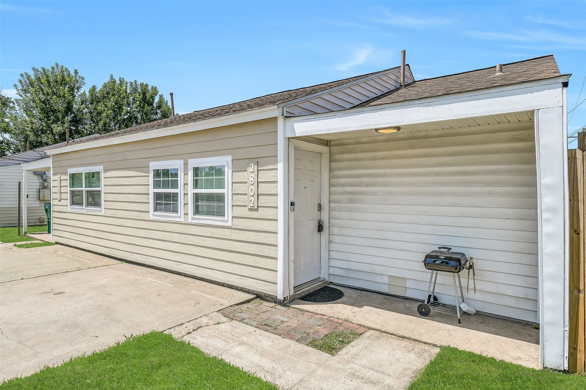 2802 Randolph Road, Pasadena, TX 77503
