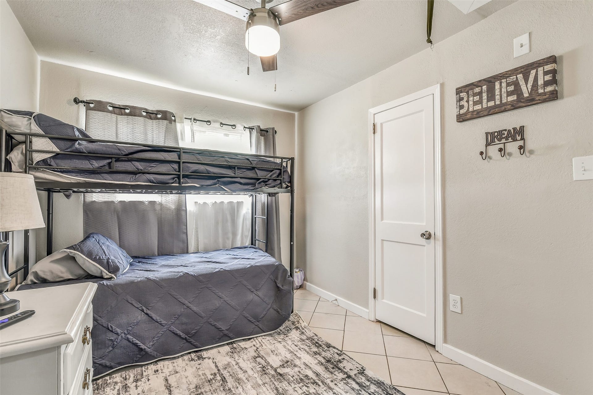 2802 Randolph Road, Pasadena, TX 77503
