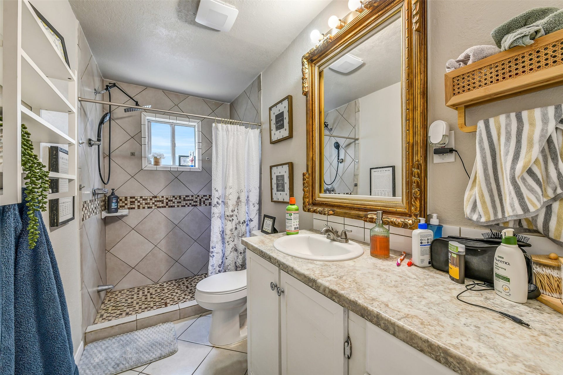 2802 Randolph Road, Pasadena, TX 77503