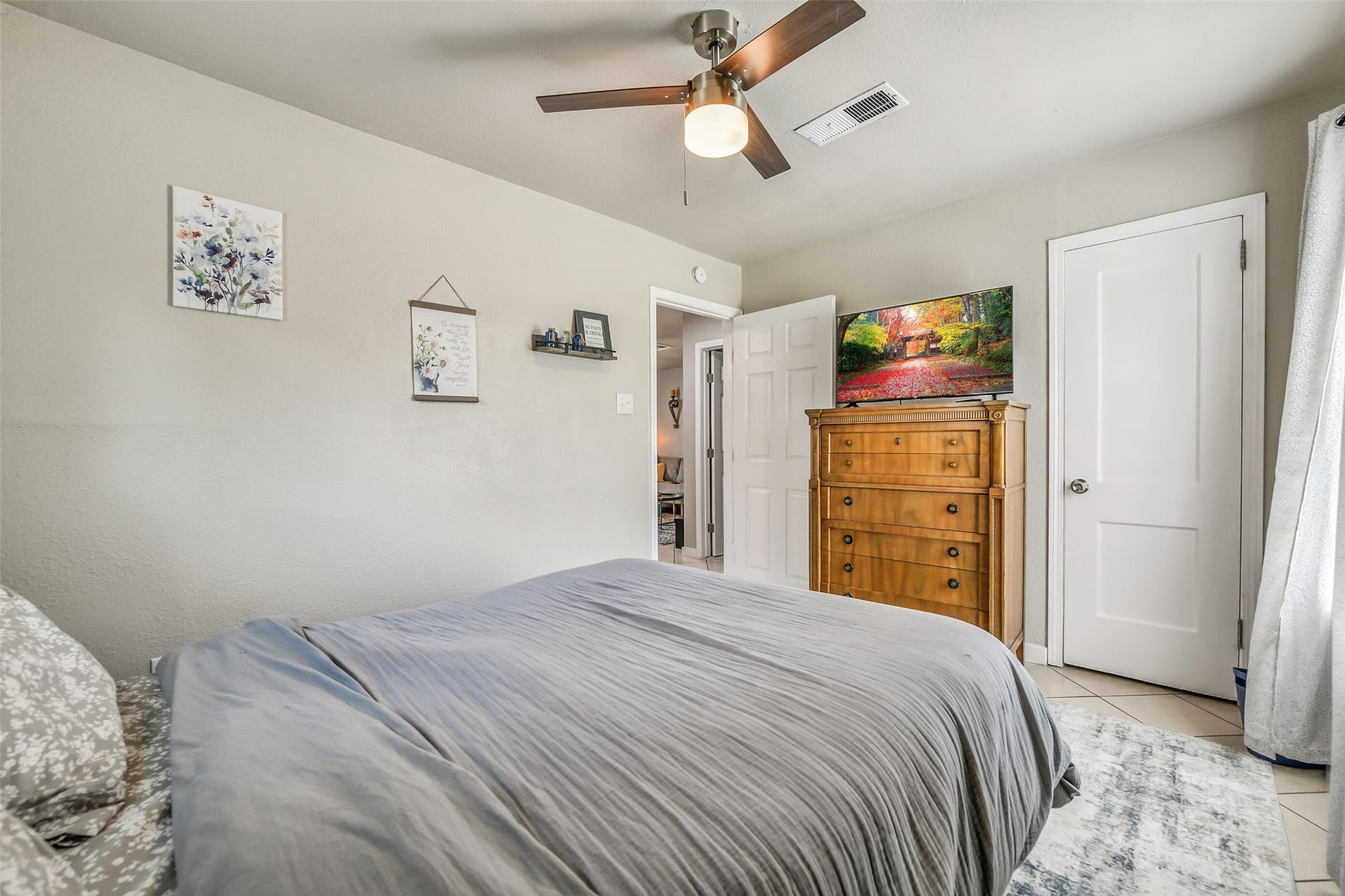 2802 Randolph Road, Pasadena, TX 77503