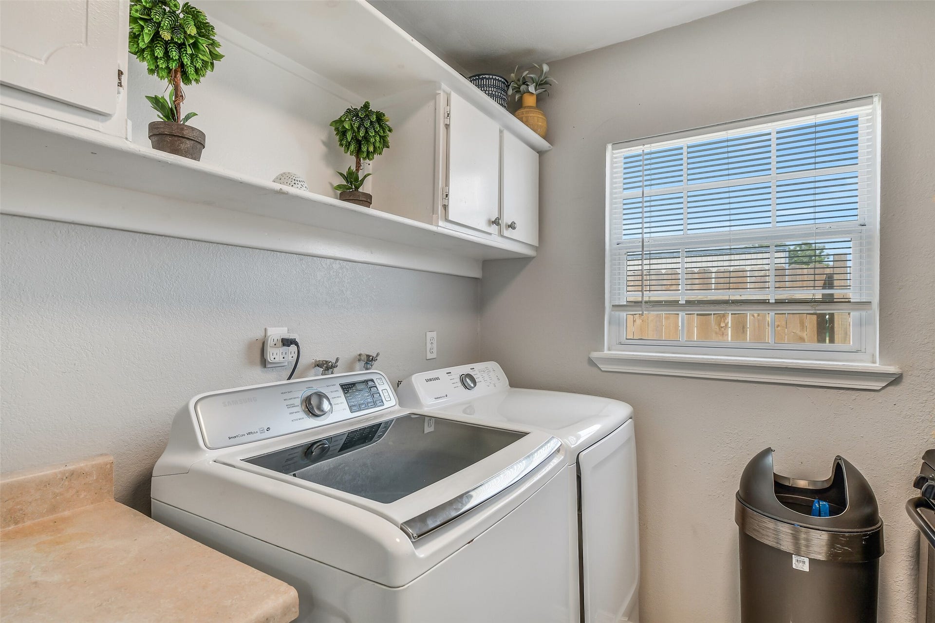 2802 Randolph Road, Pasadena, TX 77503