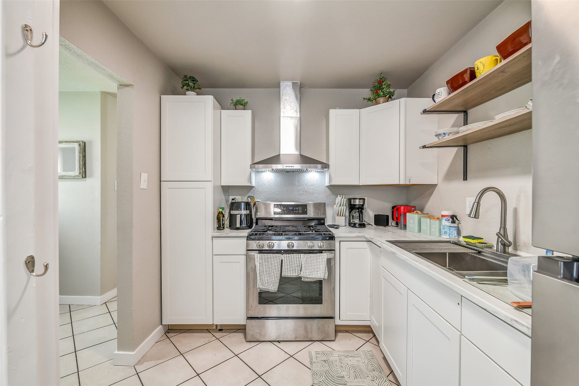2802 Randolph Road, Pasadena, TX 77503