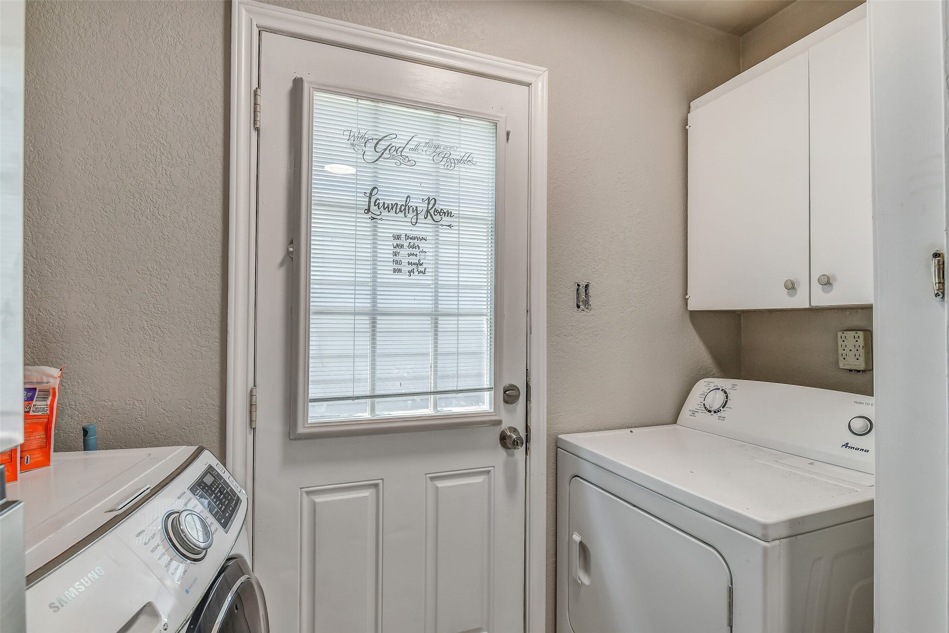 2802 Randolph Road, Pasadena, TX 77503