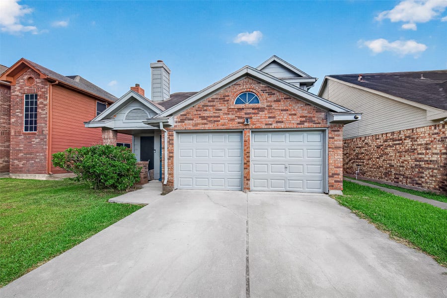 Property photo for 2019 Greenwest Drive, Missouri City, TX
