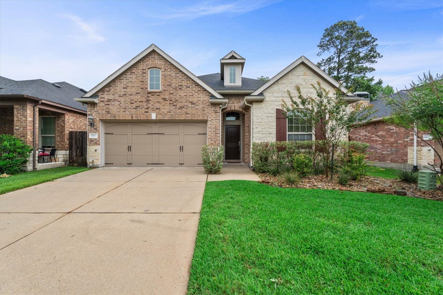 Property photo for 8603 Crescent Valley Lane, Humble, TX