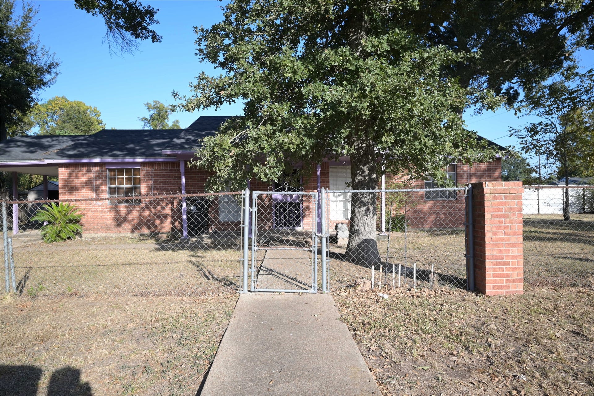 10204 Peachtree Street, Houston, TX 77016