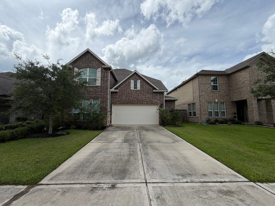 Property photo for 8727 Silver Crest Lane, Missouri City, TX
