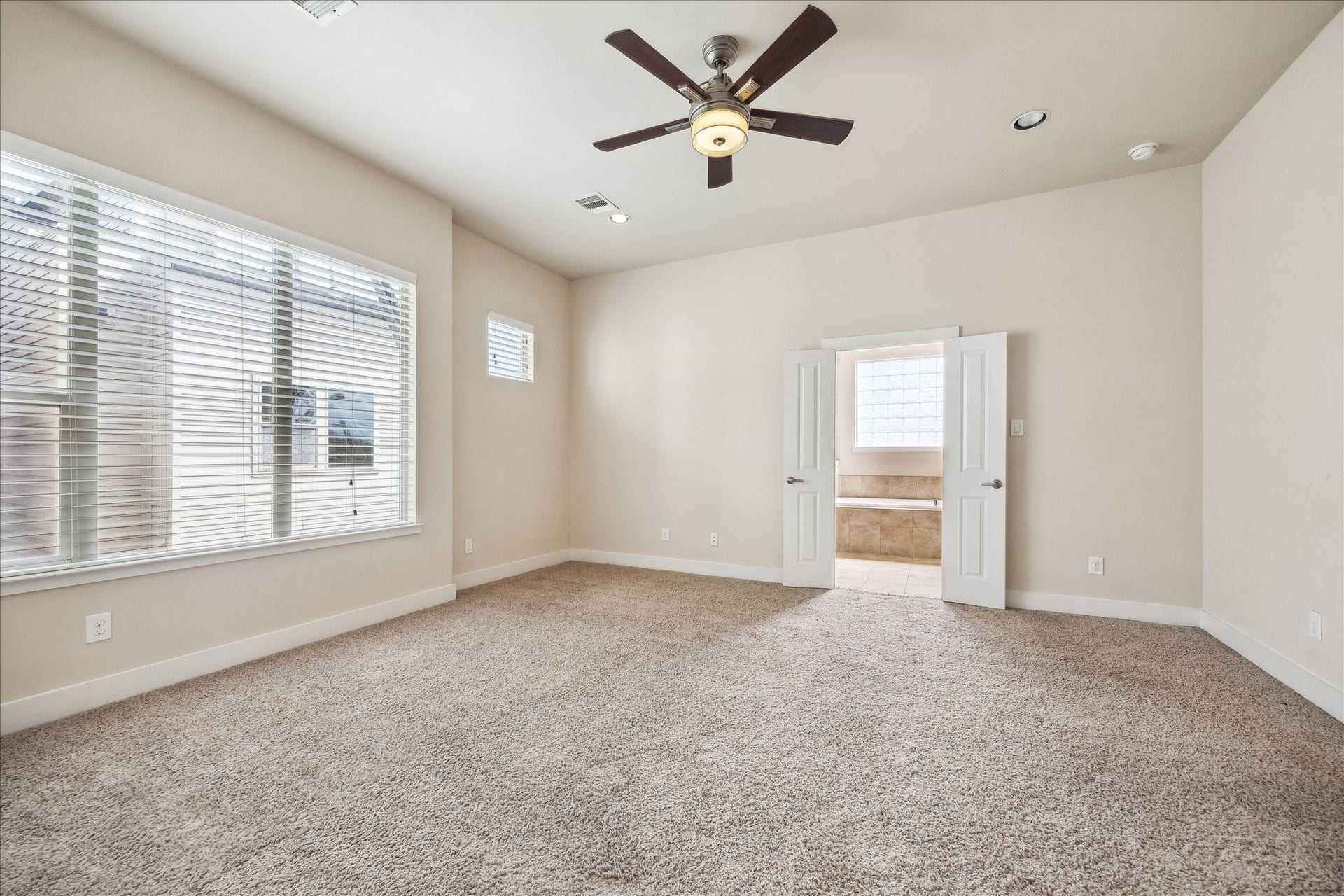 1427 Wagner Street, Houston, TX 77007 1427 Wagner Street, Houston, TX 77007