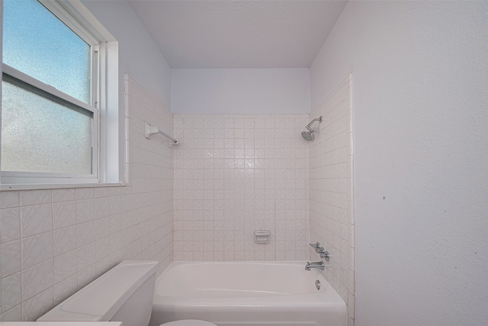 7926 Jonquil Drive, Texas City, TX 77591 7926 Jonquil Drive, Texas City, TX 77591