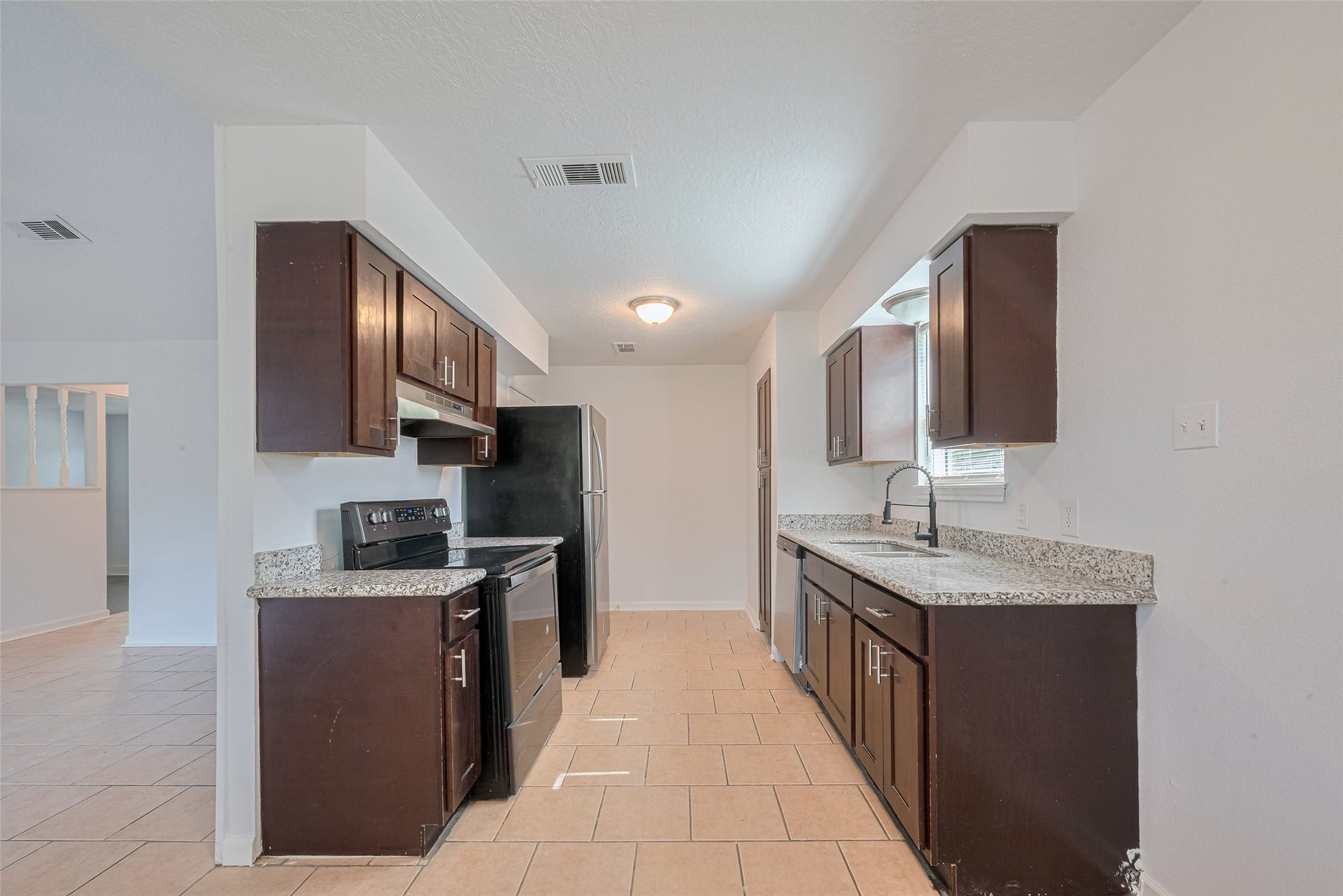 7926 Jonquil Drive, Texas City, TX 77591 7926 Jonquil Drive, Texas City, TX 77591