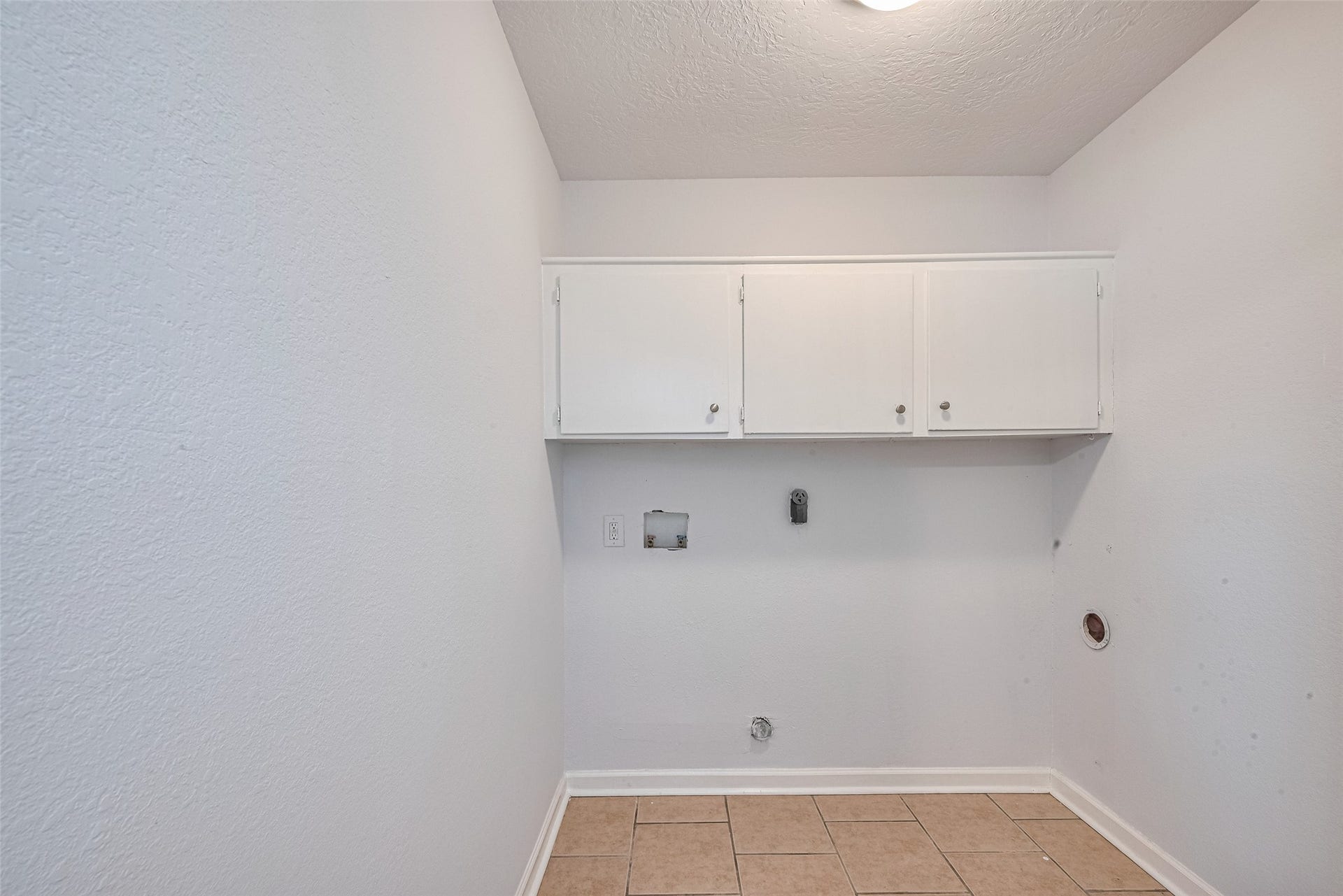 7926 Jonquil Drive, Texas City, TX 77591 7926 Jonquil Drive, Texas City, TX 77591