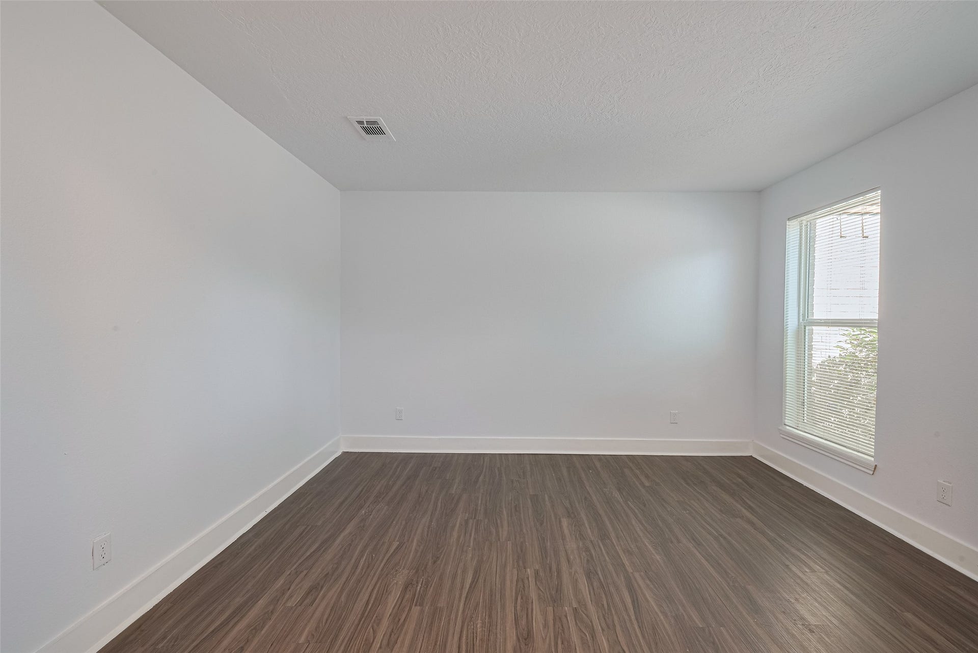 7926 Jonquil Drive, Texas City, TX 77591 7926 Jonquil Drive, Texas City, TX 77591